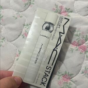 MAC Lash Stack Lash Primer